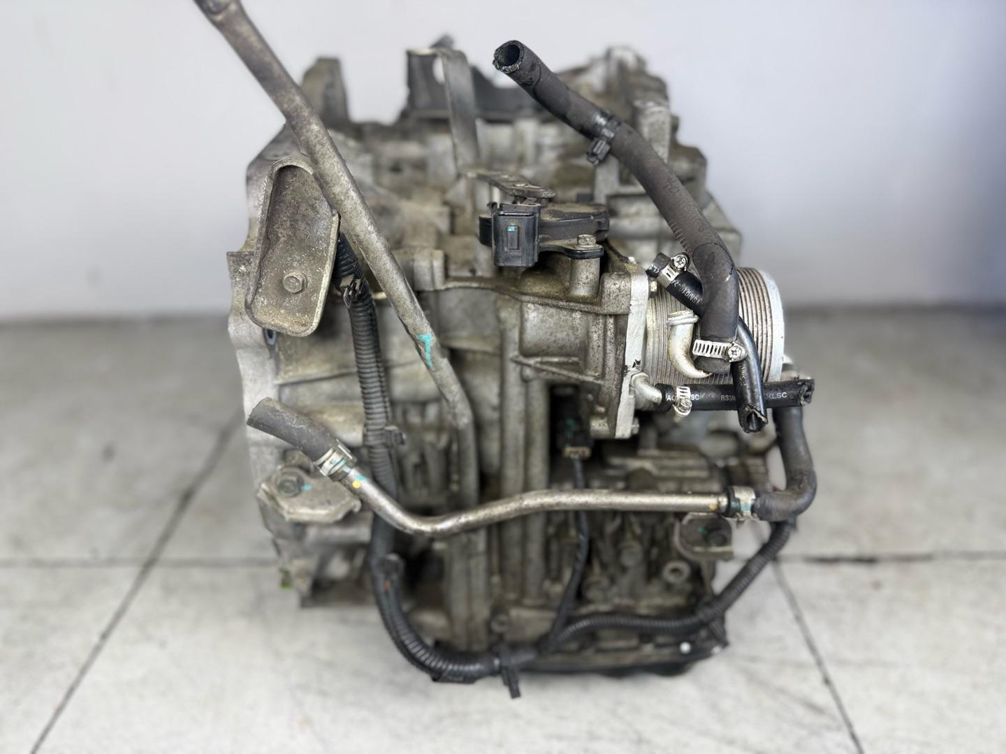 Вариатор CVT Renault Koleos 1 HY0 2.5 2TR (б/у)Марка: RenaultМодель: Koleos 1Кузов: HY0Двигатель: 2.5 2TRНомер и производитель: 310201XF7C RenaultКросс-номера: 310201XF7CВариатор Рено Колеос 1 2.5 2TR 4WD CVT Вариатор АКПП OEM 310201XF7C