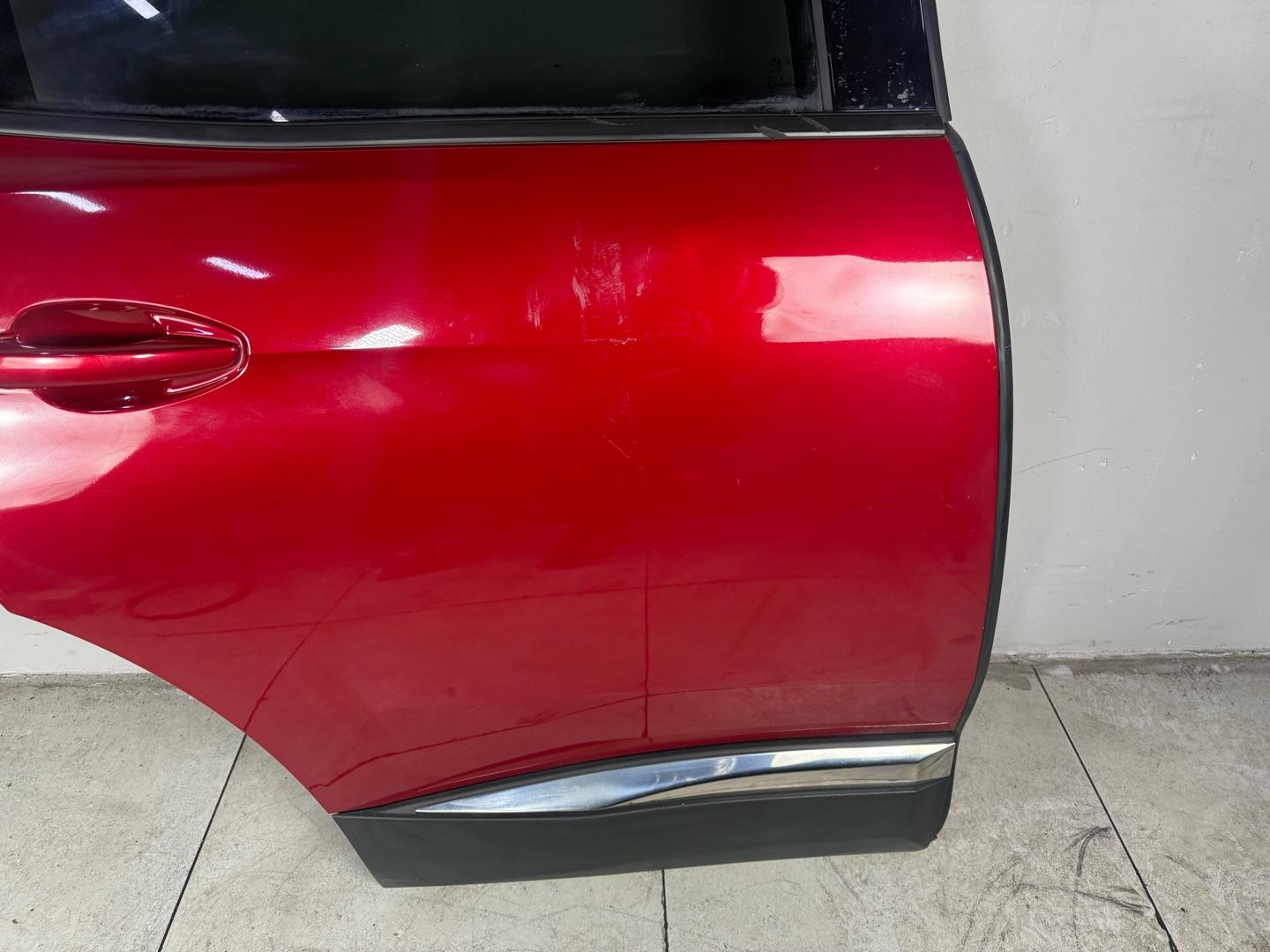 Дверь PEUGEOT 3008 P84E 2016+ задняя правая (б/у)Марка: PEUGEOTМодель: 3008Год: 2016+Кузов: P84EНомер и производитель: 9812317080 Peugeot-Citroenесть легкие дефекты