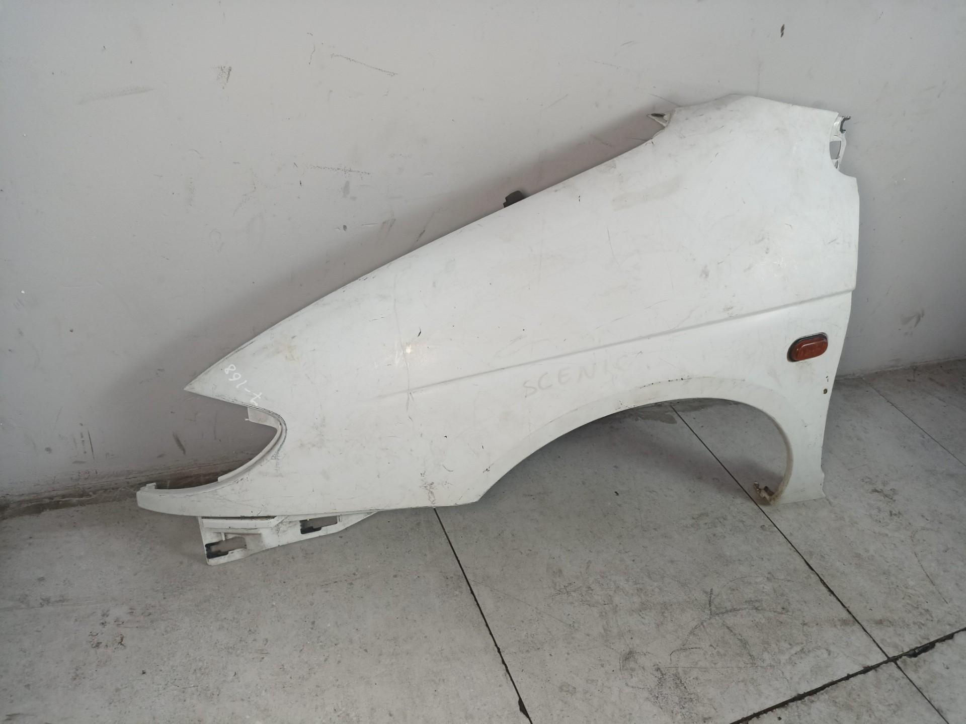 Крыло переднее левое Renault Scenic 1998