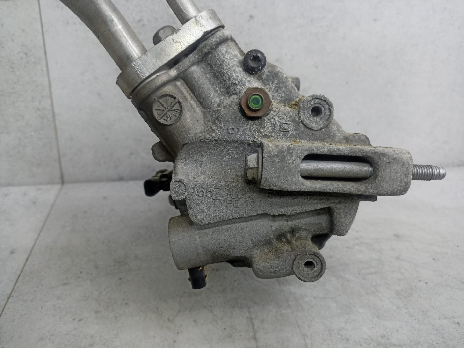 Компрессор кондиционера Opel Astra J a16let