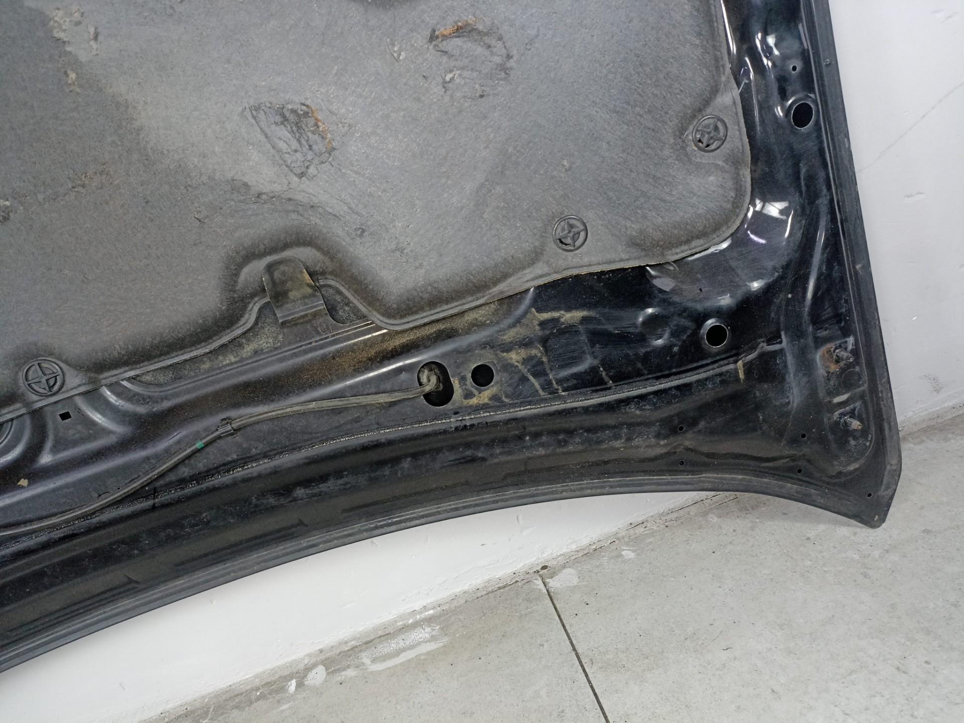 Капот Nissan x-trail t30,  есть дефект см. фото