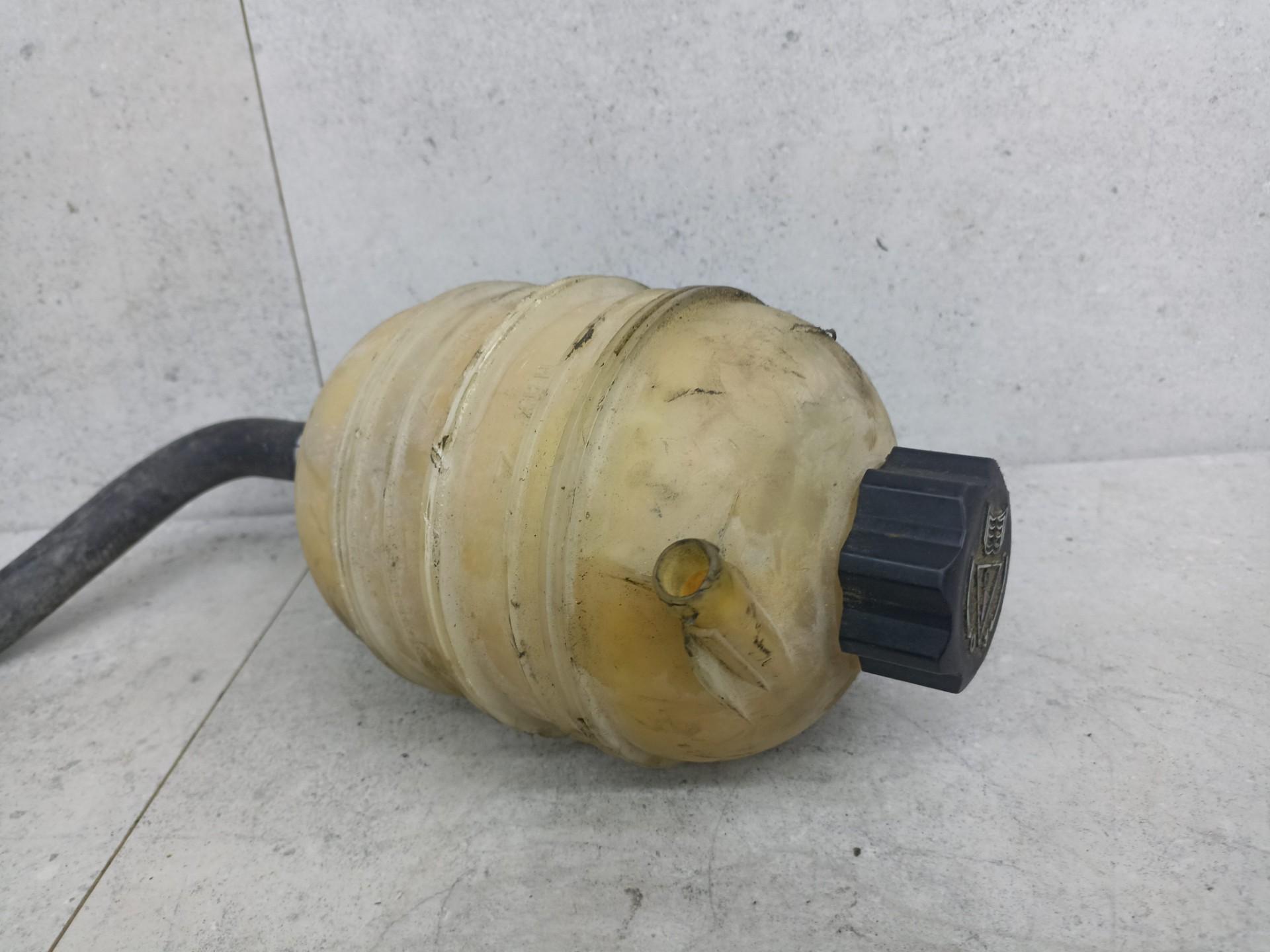 Бачок расширительный Peugeot 206 9641470180 NFU