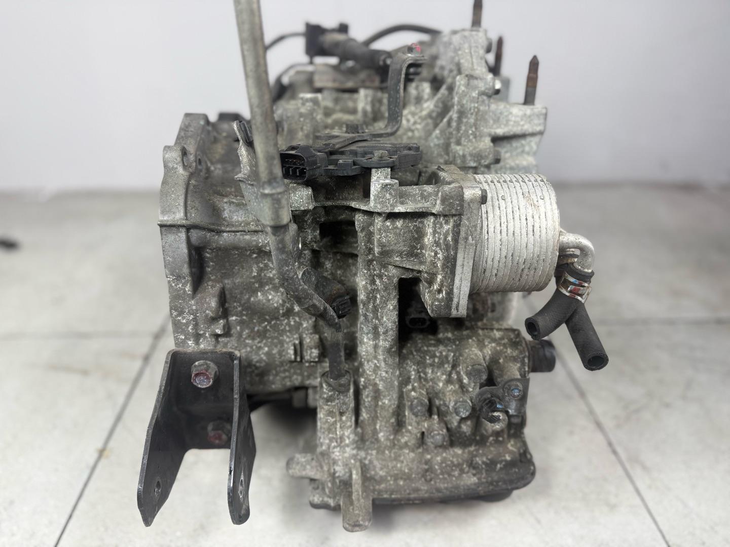 АКПП вариатор cvt Mitsubishi Outlander 2 ПОКОЛЕНИЕ 2.4 4B12 4WD (контракт)Марка: MitsubishiМодель: OutlanderКузов: 2 поколениеДвигатель: 2.4 4B12 4WDНомер и производитель: 2700A246 MITSUBISHIКросс-номера: 2700A169,  2700A170,  2700A247,  2700A245АКПП Mits