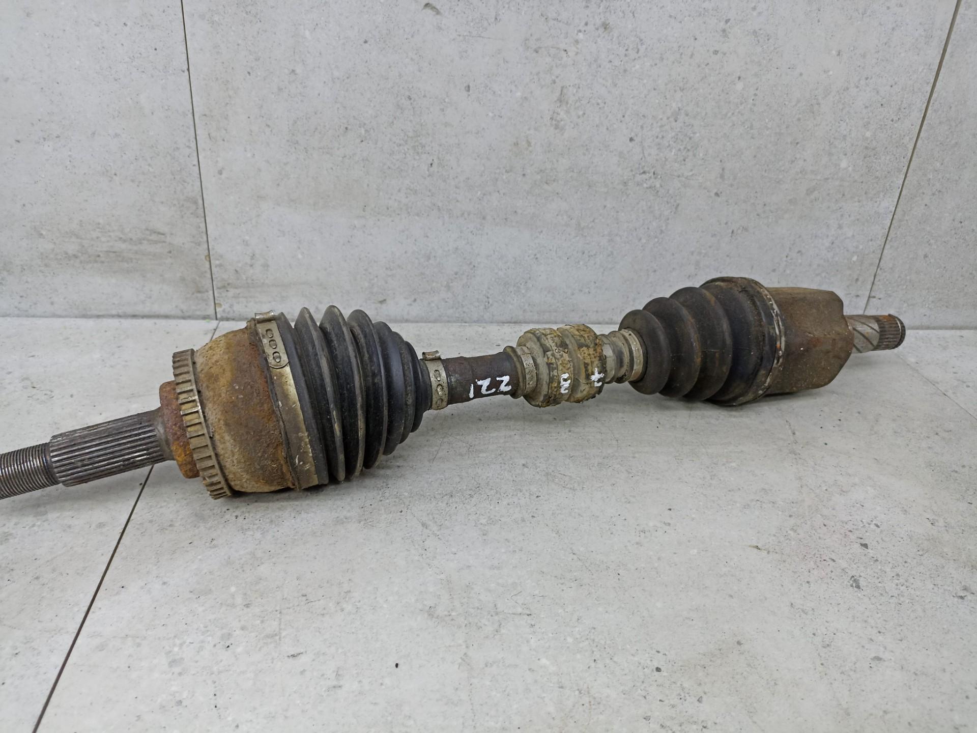 Привод передний левый на Nissan X-Trail (T30) 391018H710