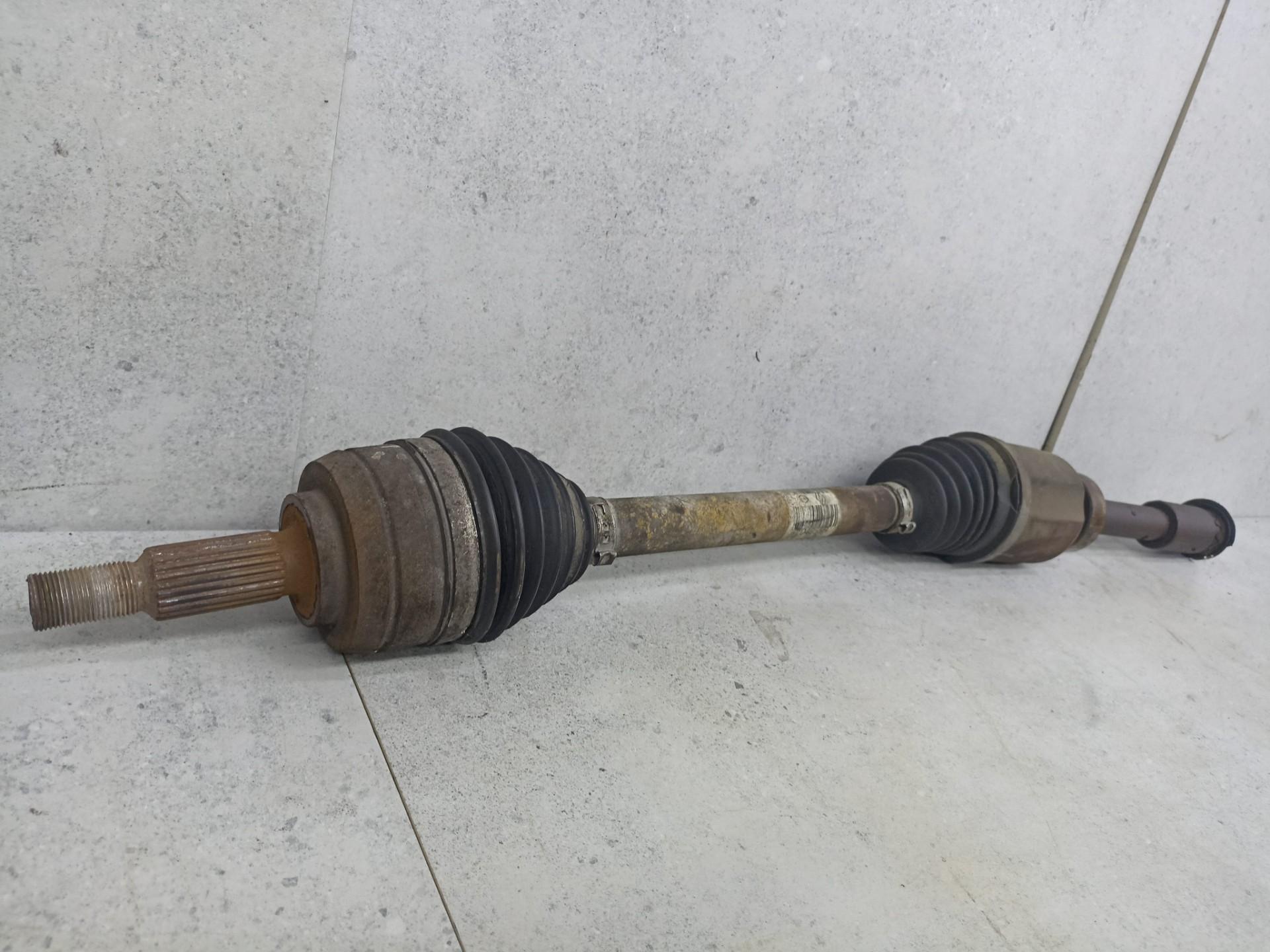 Привод передний правый  Renault Duster 1 поколения 2010-2015  Nissan Terrano D10 Двигатель F4R 2.0 2WD АКПП
