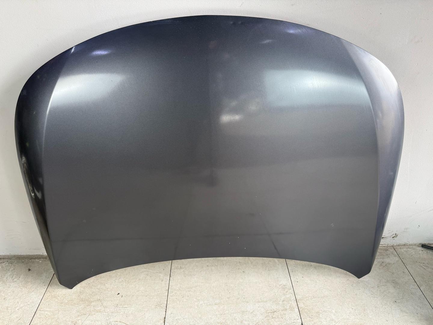 Капот Renault Latitude 2.0 2013 (б/у)Марка: RenaultМодель: LatitudeГод: 2013Двигатель: 2.0Номер и производитель: 651001830R RenaultУ нас есть видеообзор товара,  предоставим по запросу. Капот подходит:Renault Latitude 1 поколение 2010 - 2015 (L70)