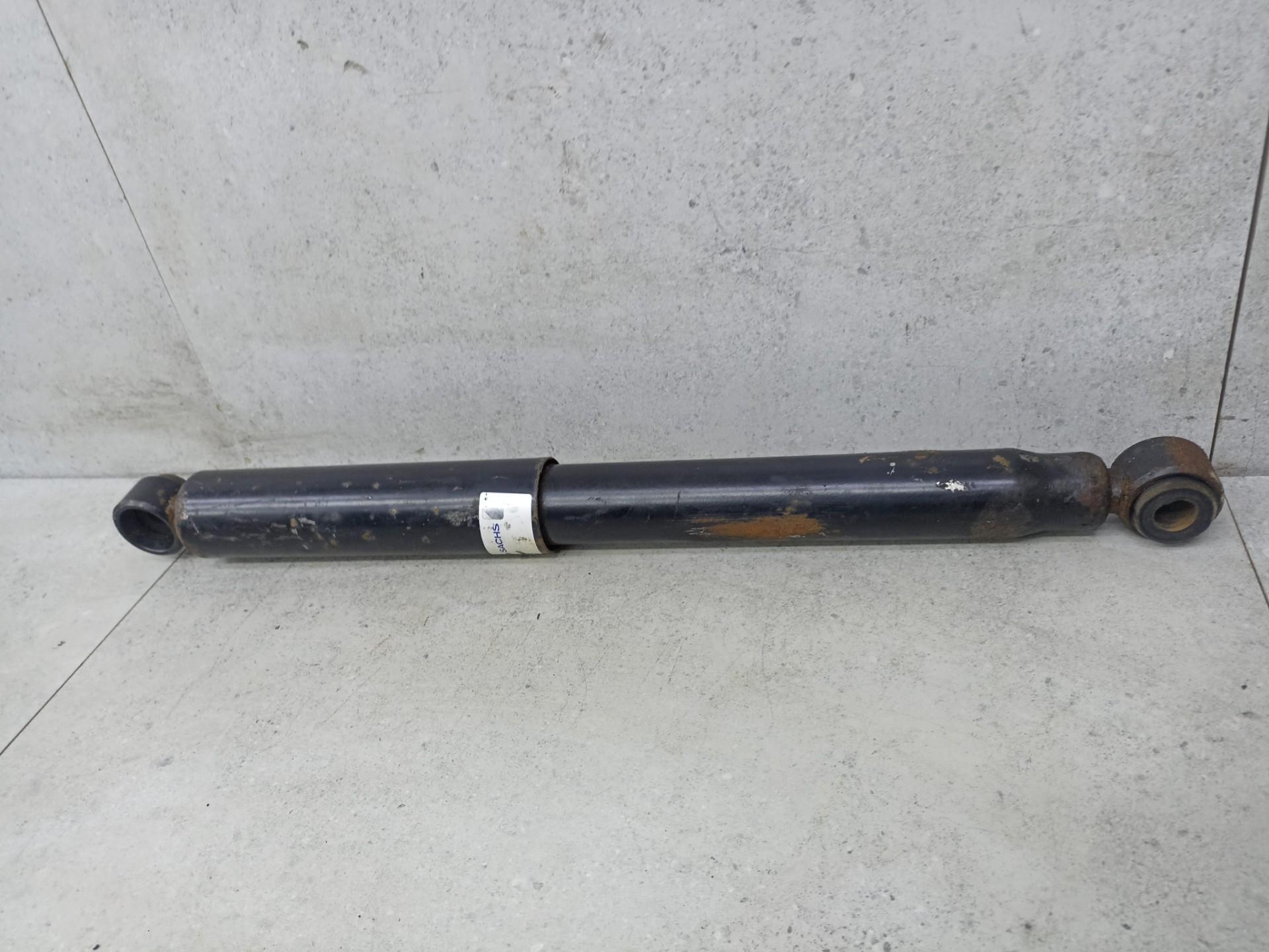 Амортизатор задний Toyota Hilux 7 231700317128