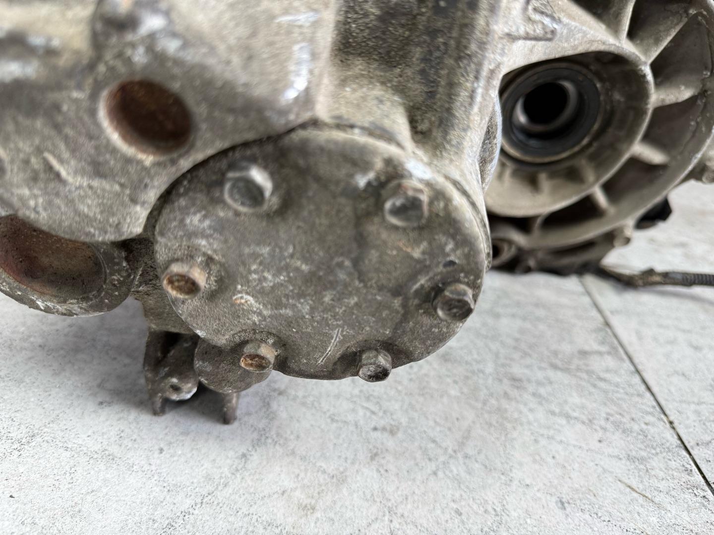 механическая коробка передач кпп мкпп  320104M506 Ниссан альмера н16 примера р12  32010-4M506 4M40 4М40 4M40 для Nissan p12 п12 Almera N15 N16 Primera P12 1.5 1.6 QG15 QG16DE БУ Оригинал из Европы Без пробега по России 6 болтов