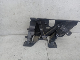 кронштейн (крепление) впускного коллектора BMW 3 серия E90/E91/E92/E93 2007, 7503519