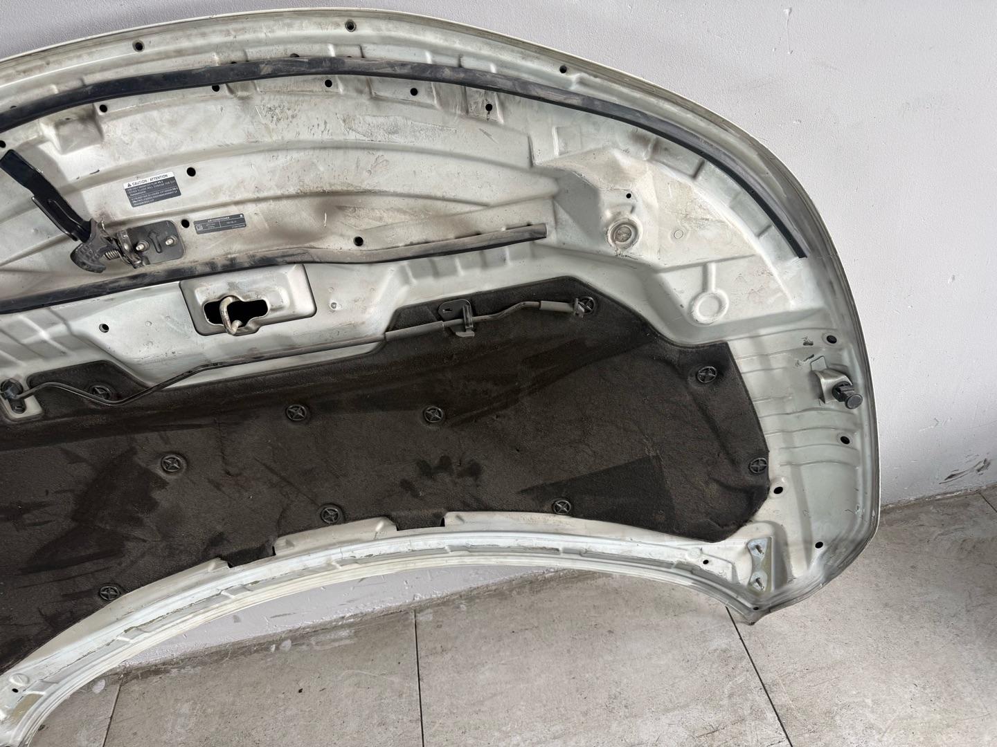 Капот дорестайлинг Ниссан Кашкай Джей 11 ЕСТЬ ДЕФЕКТЫ    Капот Nissan Qashqai J11 MR20DD 2014 (б/у)Марка: NissanМодель: QashqaiГод: 2014Кузов: J11Двигатель: MR20DDНомер и производитель: F51004EAMA NissanКросс-номера: F5100-4EAAA