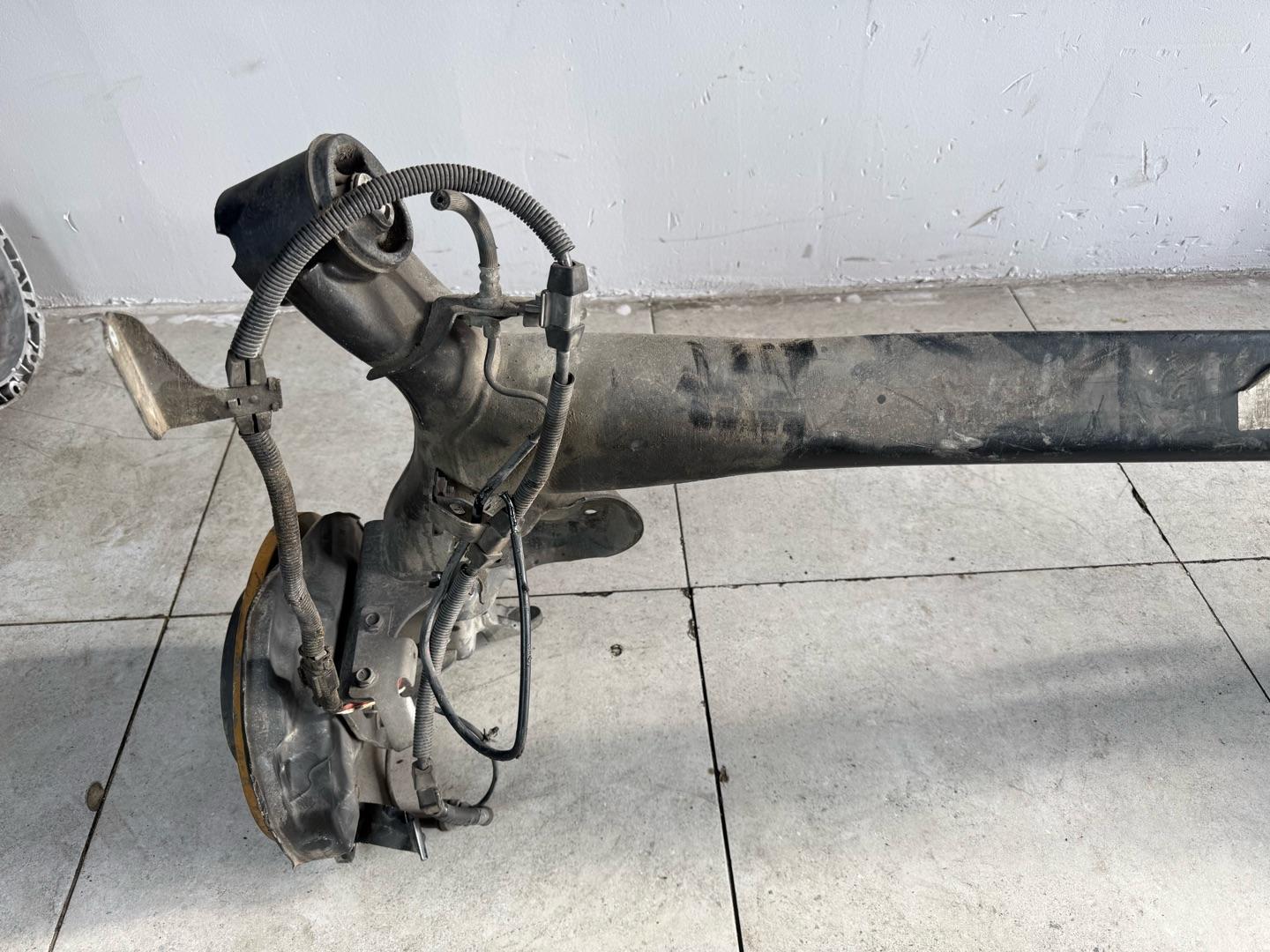 Балка задняя Qashqai (J11) 2014-2022 для Nissan (Nissan)! 555014EA0A в сборе без супортов