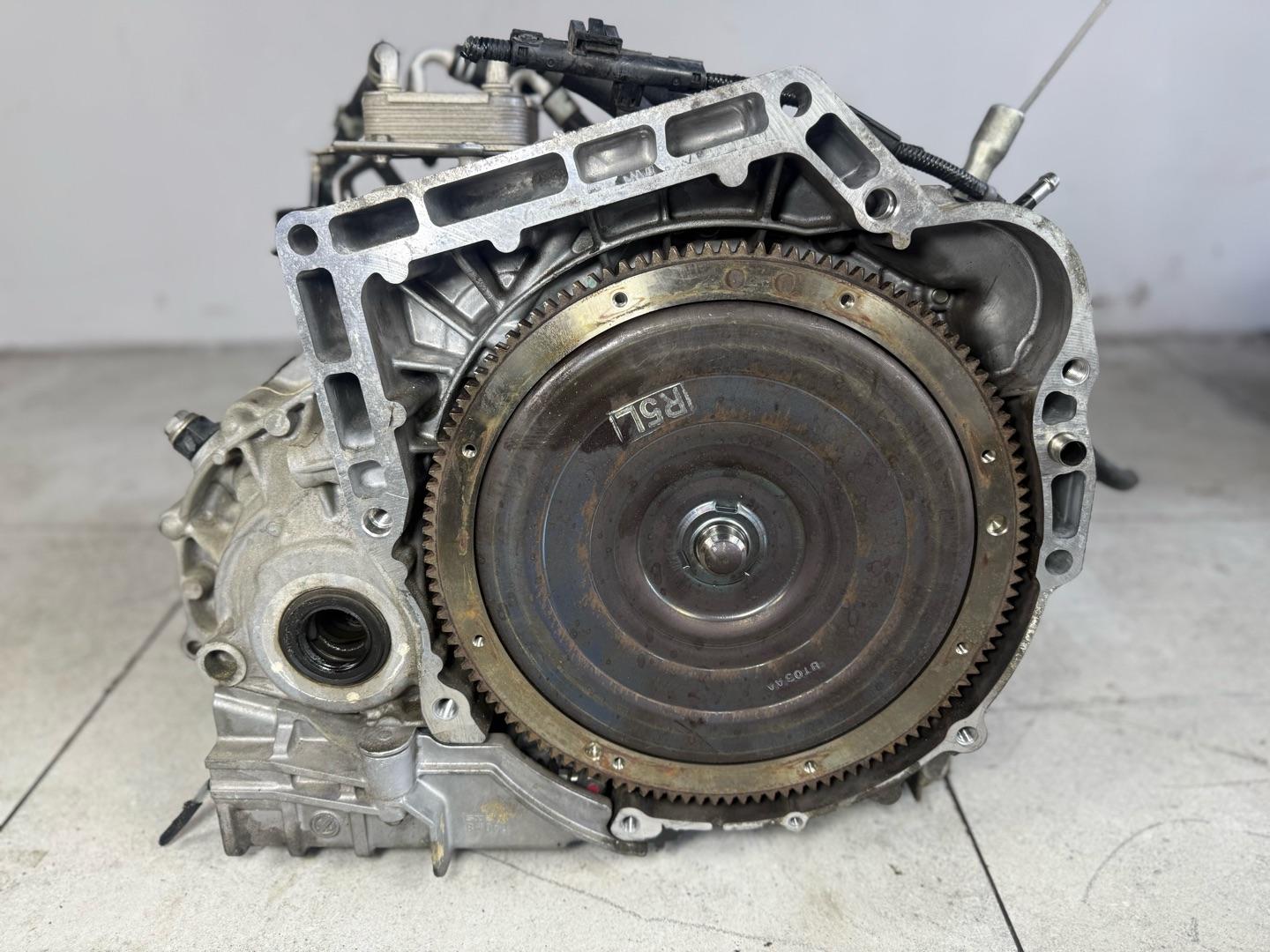 АКПП Honda Accord 8 K24Z3 2008-2013 (контракт)Марка: HondaМодель: Accord 8Год: 2008-2013Двигатель: K24Z3,  2.4Номер и производитель: 20021-RM7-000 HondaКросс-номера: MM7A,  20021-R94-000 20021-RCV-A11