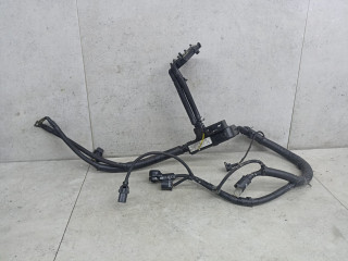 клемма аккумулятора плюс Kia Sorento 2 поколение 2012, 918512P111