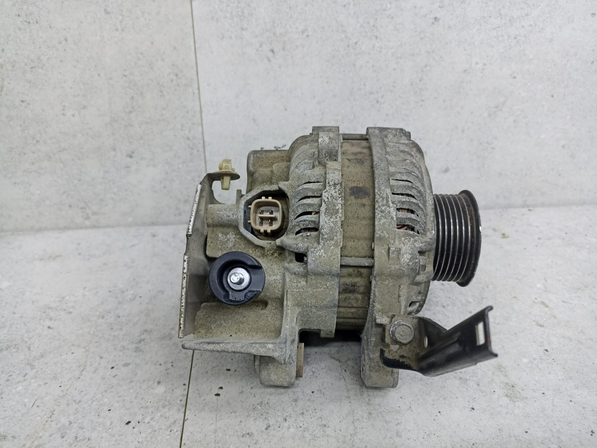 Генератор Honda Civic 8 поколение 2005 - 2012 FD,  FK,  FN (FD1) двигатель R18A (1.8 Б) Honda Crossroad 2 поколение 2007 - 2010 (RT1,  RT2) двигатель R18A (1.8 Б) Honda FR-V 1 поколение 2005 - 2009 BE (BE1) двигатель R18A (1.8 Б) Honda Stream 2 поколение 