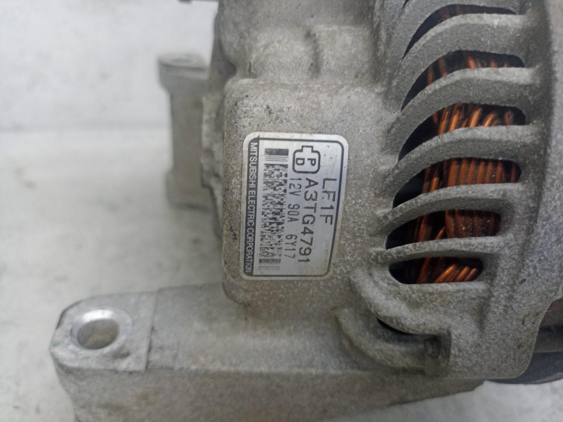 Генератор Mazda 3 BK 2.0 LF