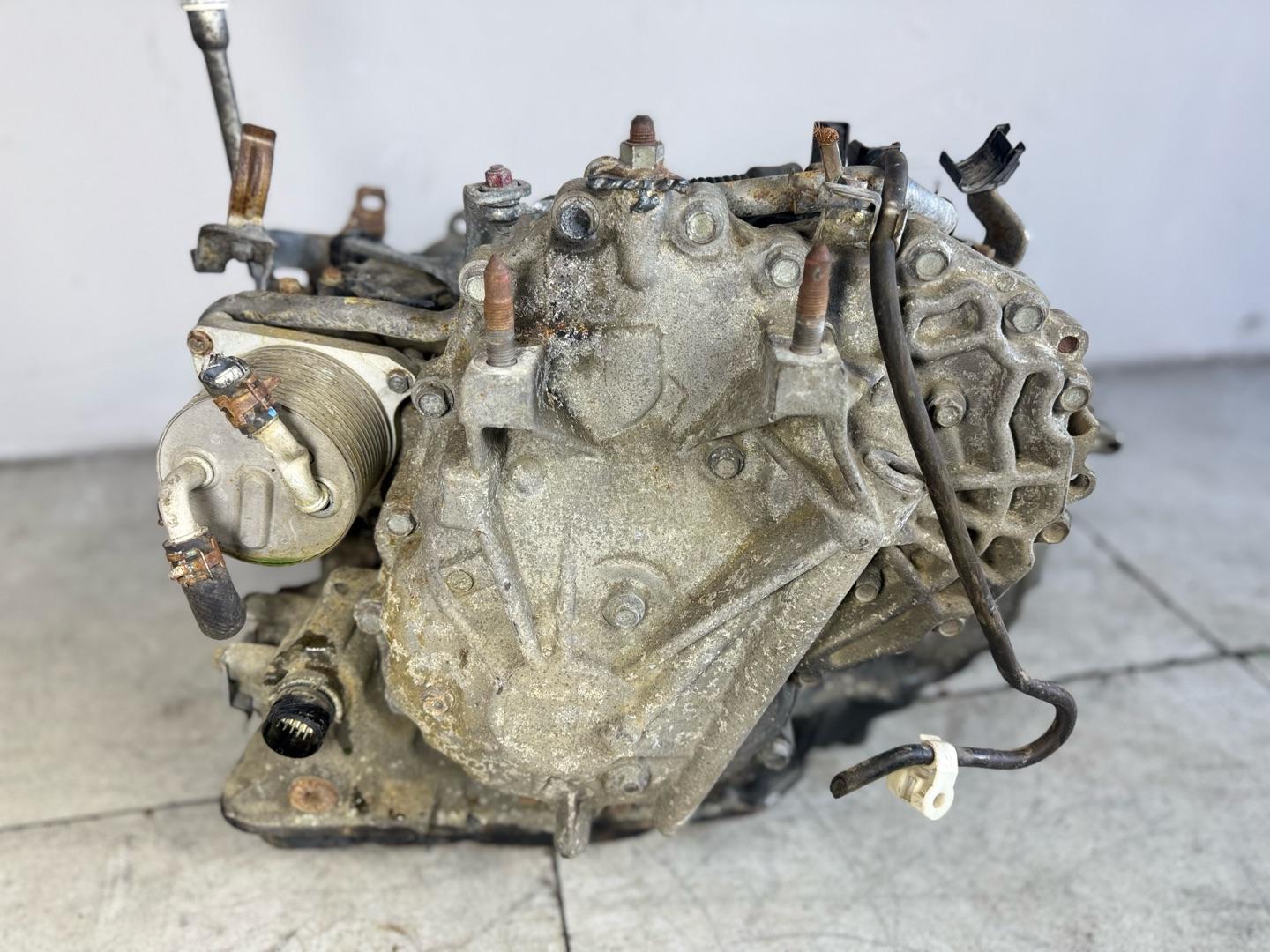 АКПП вариатор cvt В НАЛИЧИИ В МОСКВЕ Mitsubishi Outlander 2 ПОКОЛЕНИЕ 2.4 4B12 4WD (контракт)Марка: MitsubishiМодель: OutlanderКузов: 2 поколениеДвигатель: 2.4 4B12 4WDНомер и производитель: 2700A246 MITSUBISHIКросс-номера: 2700A169,  2700A170,  2700A247,