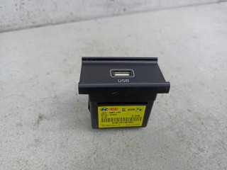 разъем AUX / USB Kia Sportage 4 поколение 2017, 96120D9600