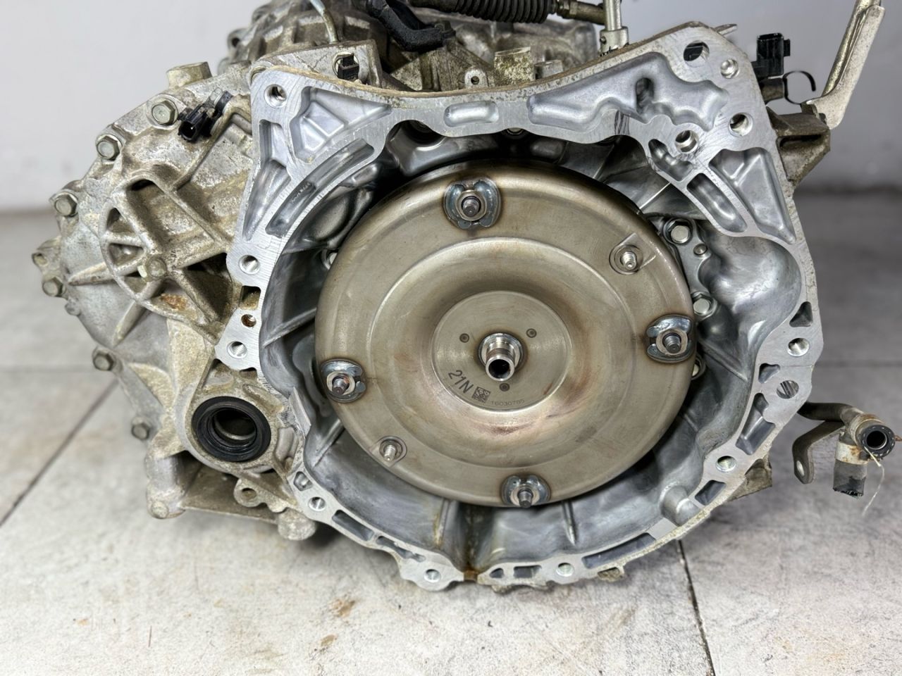 КПП автоматическая (АКПП) Nissan Juke YF15 2011, 1.6 л., MR16DDT, бензин, 310203TX0A - фото №1