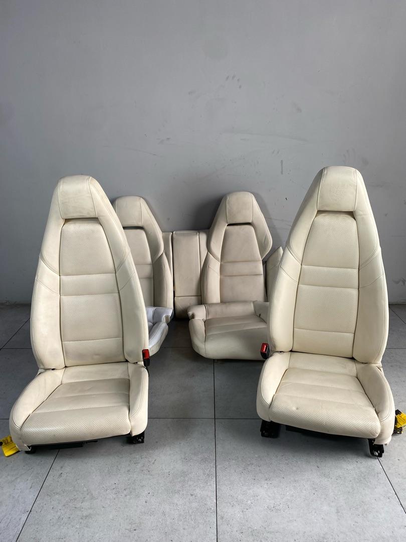 Комплект сидений Porsche Panamera 4s 970  Комплект сидений кожа,  с электрорегулировками Porsche Panamera 4s 970  2016г.,  оригинал,  б/у в хорошем состоянии.   Подходит для кузова: — Porsche Panamera 4s 2013-2016 (970 рестайлинг)