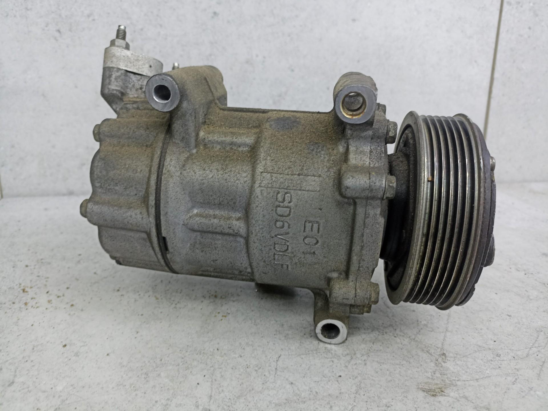Компрессор кондиционера Mini Cooper  N18B16A,  есть дефект
