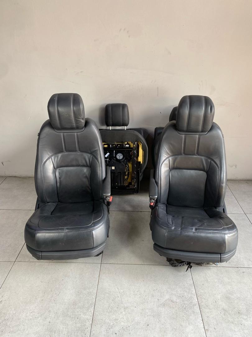 Комплект сидений Range Rover Sport 2 L494 2013-2022 Комплект сидений черная перфарированная кожа (Вентиляция,  подогрев) 2018г. для Ленд Ровер Рендж Ровер Спорт SPORT II,  оригинал,  б/у в хорошем состоянии.   Подходит для кузова: —Land Rover Range Rover 