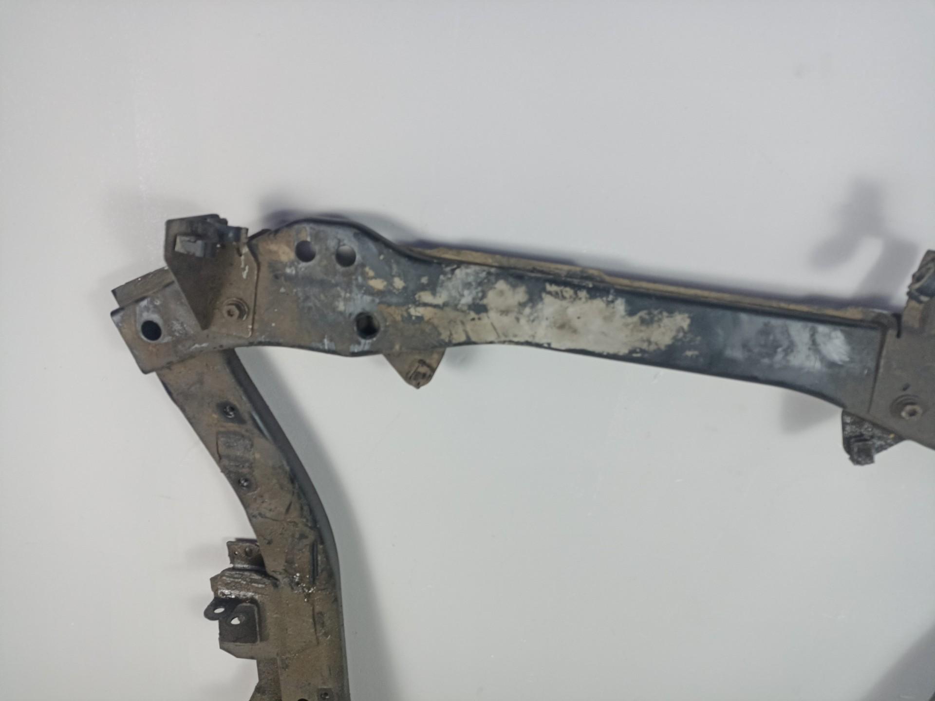 Подрамник Renault duster f4r