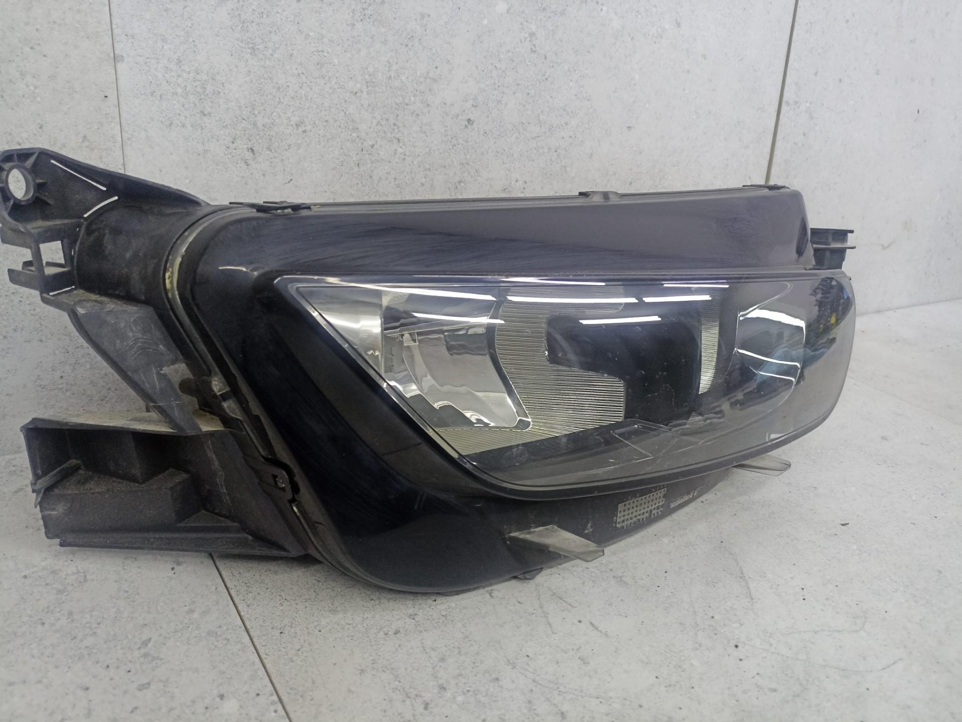 Фара передняя правая Citroen C4 Grand Picasso 2 1.6 Дизель 9802041480