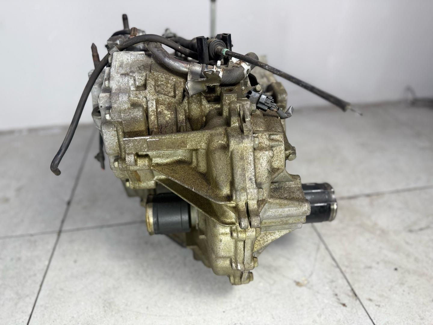 Контрактный вариатор JF011E Mitsubishi  Hомеp: 2700a243 1XGOA 2700A263 2700A132 2700A067 Oбъeм двигателя: 1, 8 л. 2, 0 л. AKПП подхoдит: Mitsubishi Lancer,  Mitsubishi Outlander,  Mitsubishi ASX 2wd F1CJA 4B11 4B12