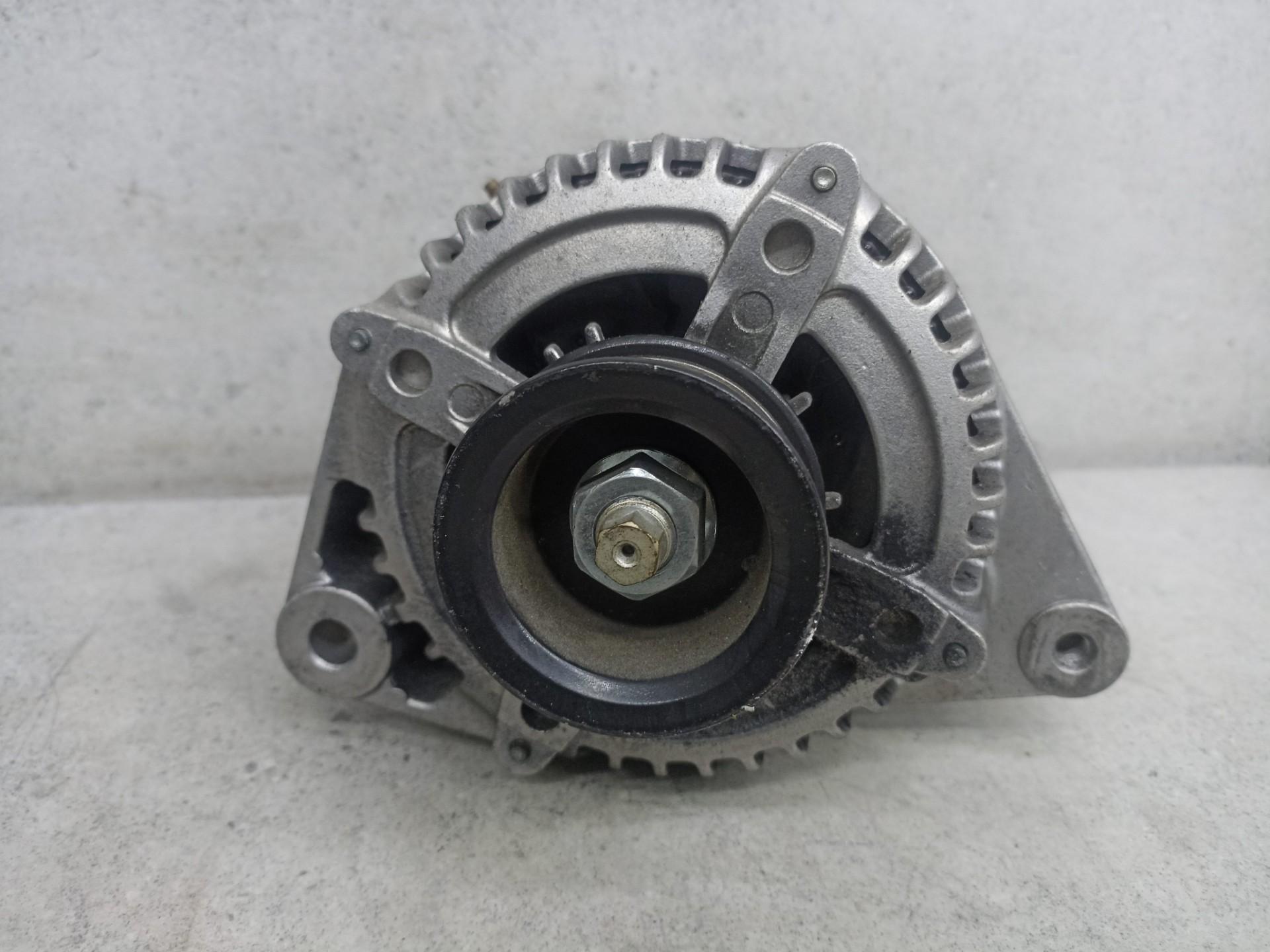 Генератор lexus Rx 300 1mz 1042104040,  есть дефект