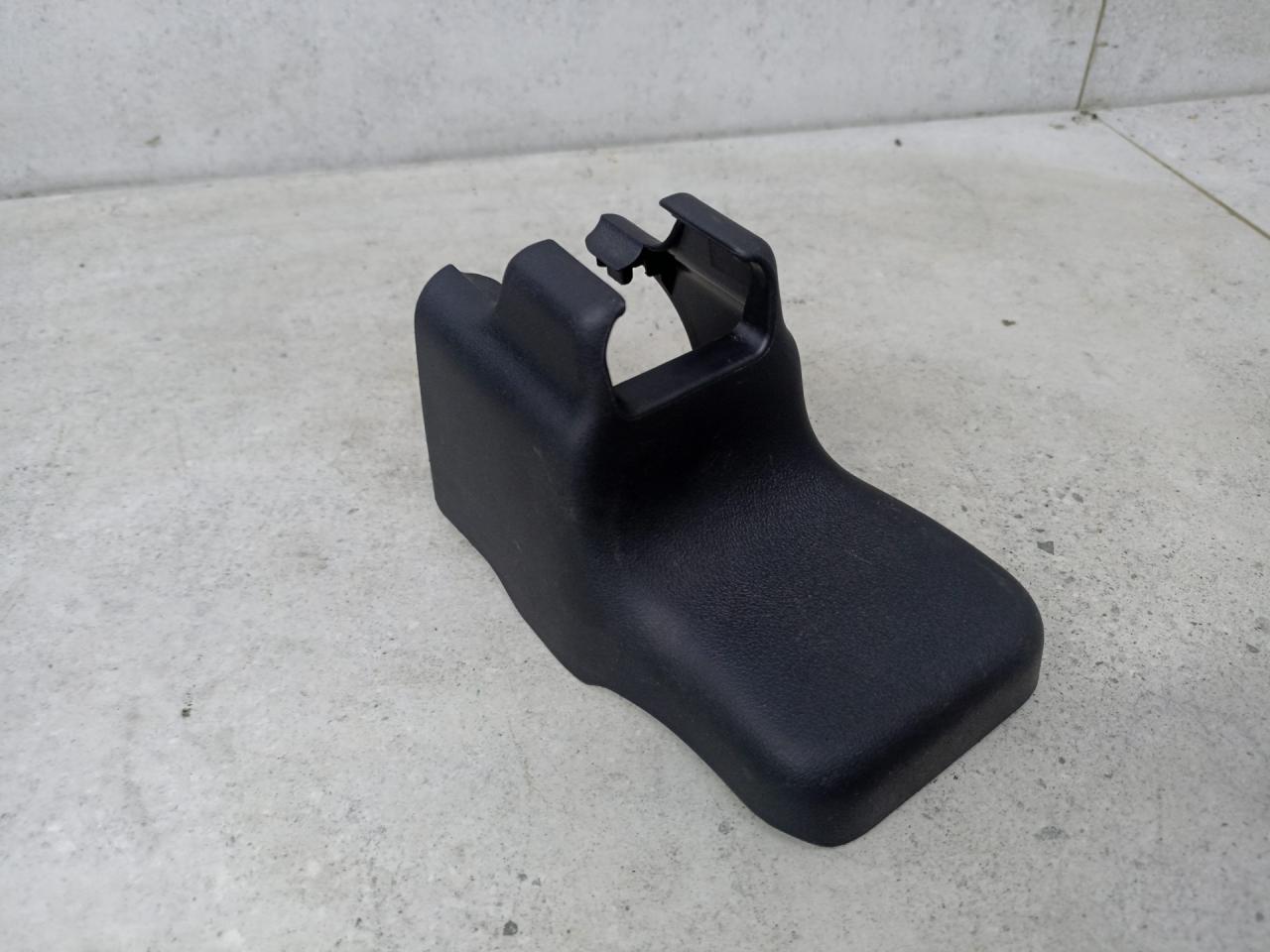 накладка на сиденье Toyota Land Cruiser Prado 4 поколение J150 (2009 - 2013), 7215860090 - фото №1