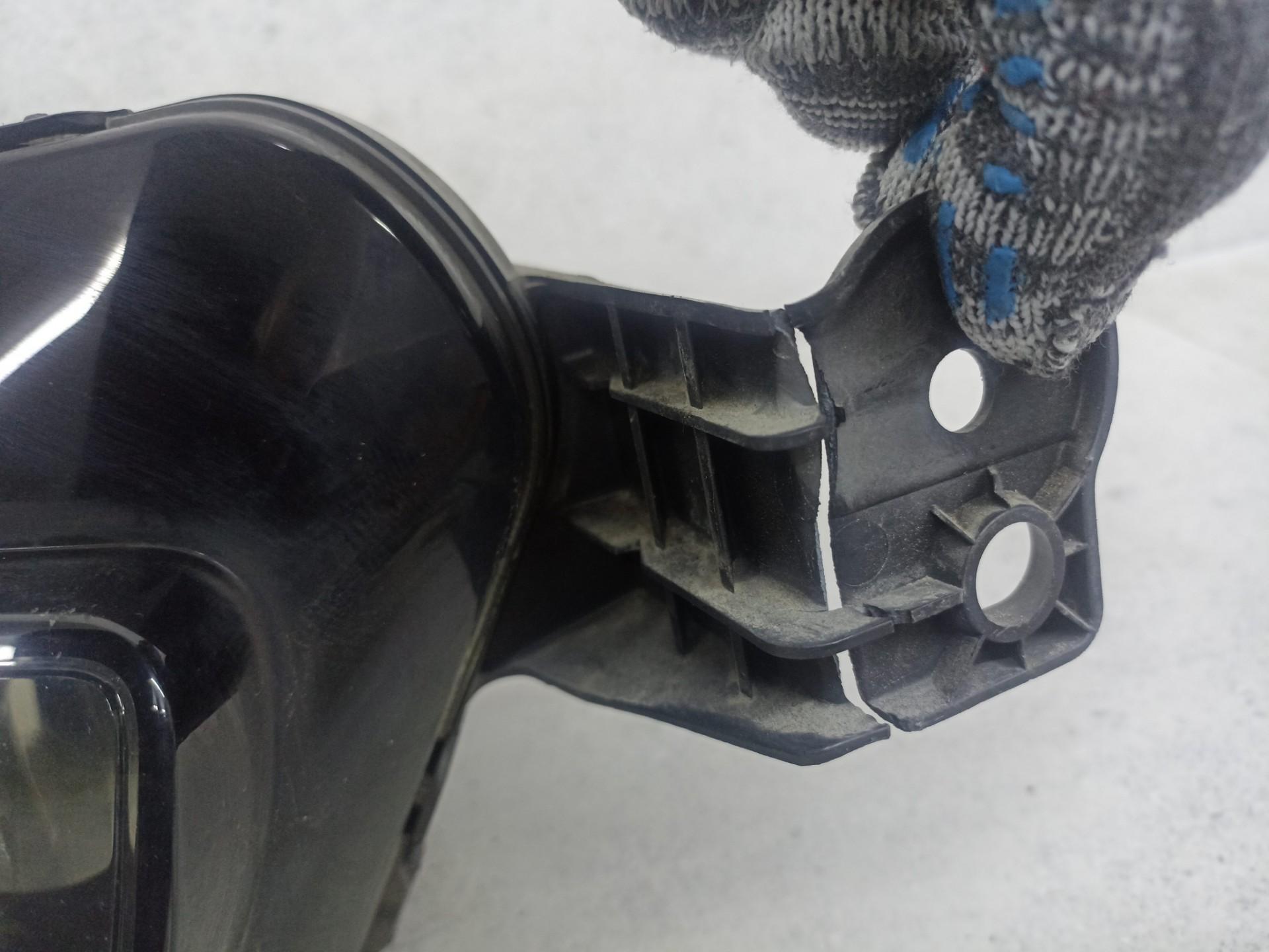 Фара передняя правая Citroen C4 Grand Picasso 2 1.6 Дизель 9802041480