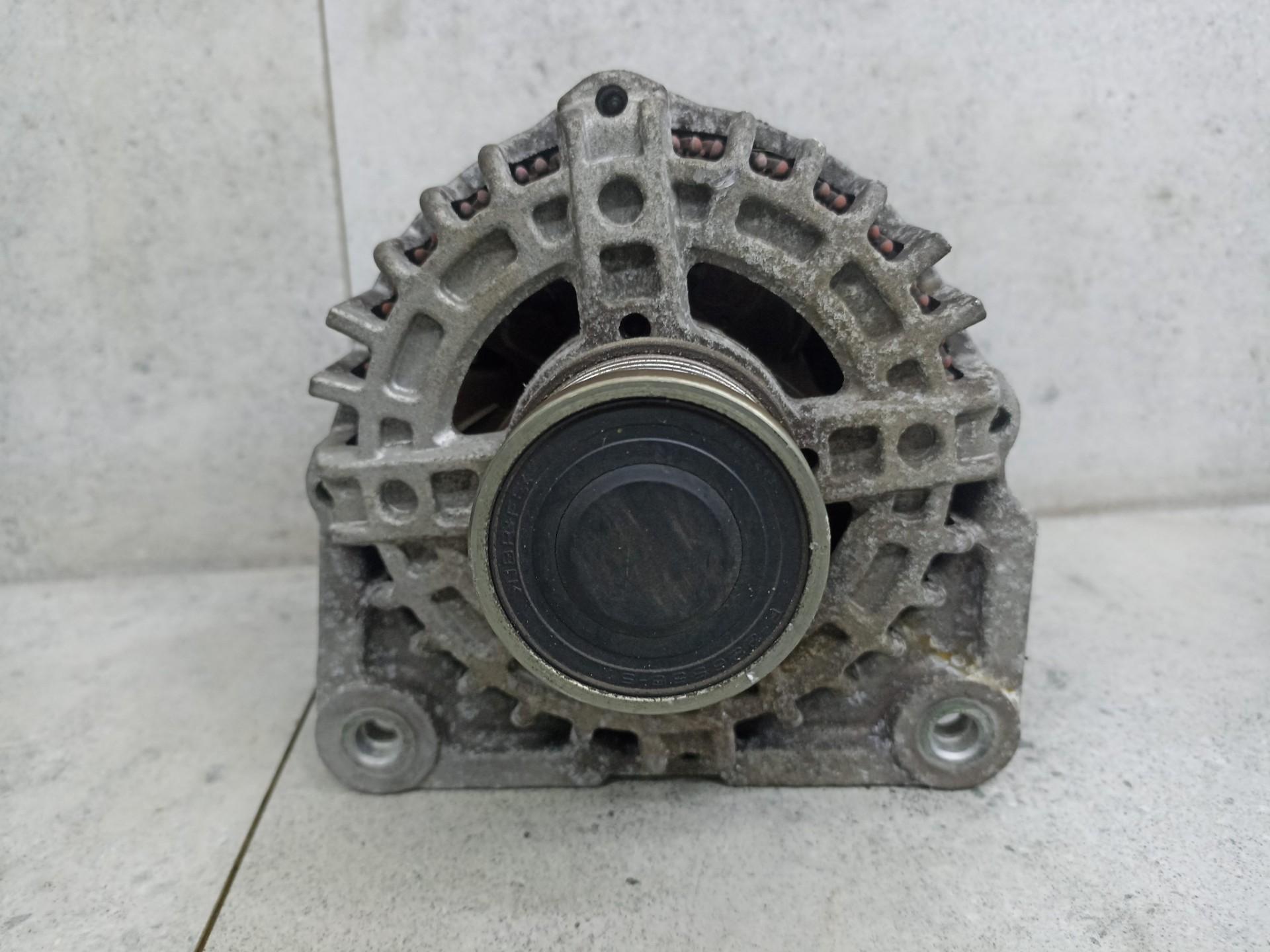 Компрессор кондиционера mr20 Nissan qashqai j10 mr20de Nissan x-trail t31 , 140a