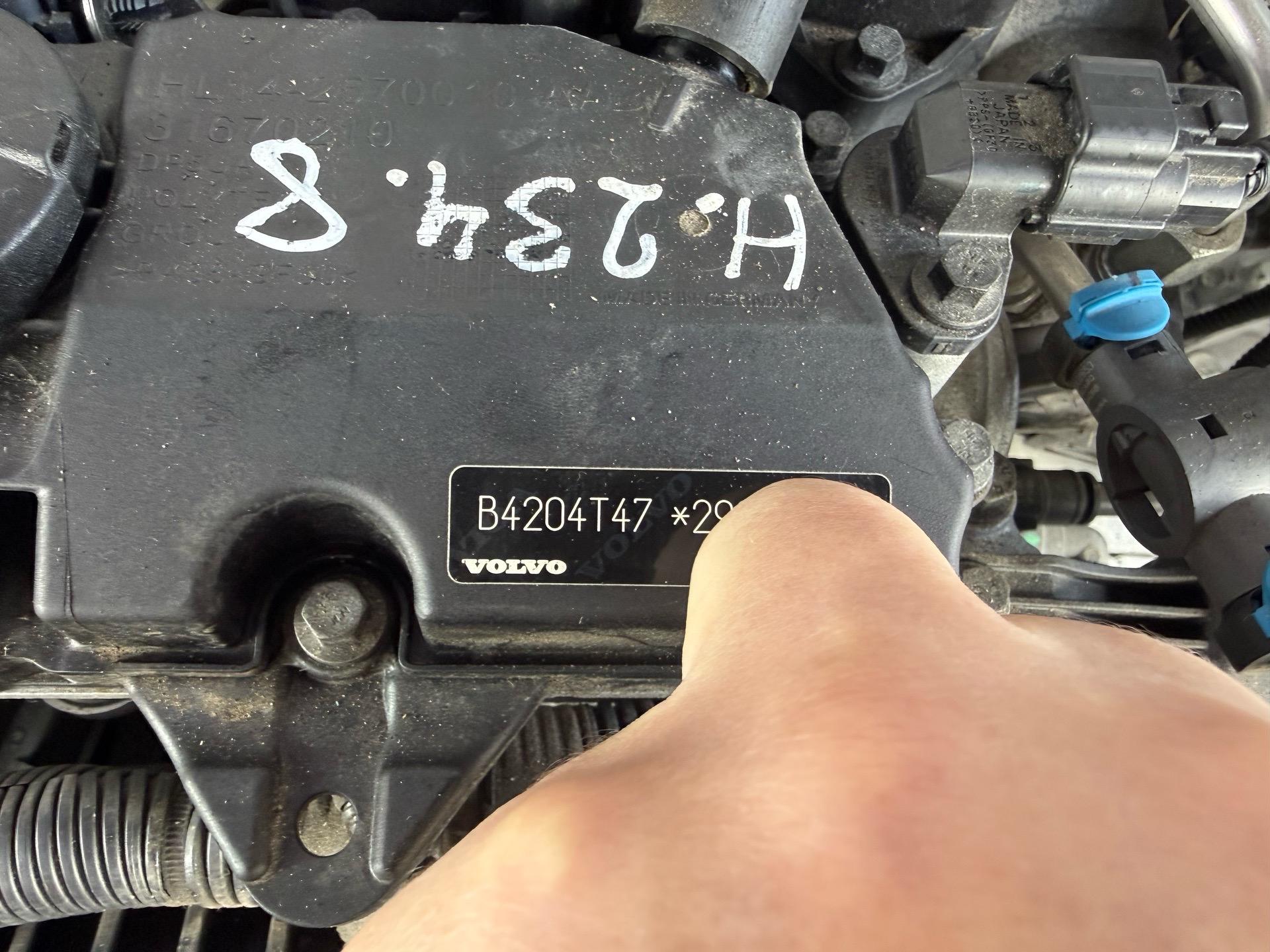 ДВИГАТЕЛЬ Volvo XC40 ХС40 2.0 B4204T47 (контракт) ЯПОНИЯ ПРОБЕГ 30 т км Марка: VolvoМодель: XC40Кузов: ХС40Двигатель: 2.0 B4204T47Номер и производитель: 36011602 Volvoцена указана как на фото
