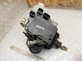 блок ABS Mitsubishi Pajero 3 поколение [рестайлинг] 2003, 3.2 л., 4M41, дизель, МКПП, внедорожник 5 дв., MR977461