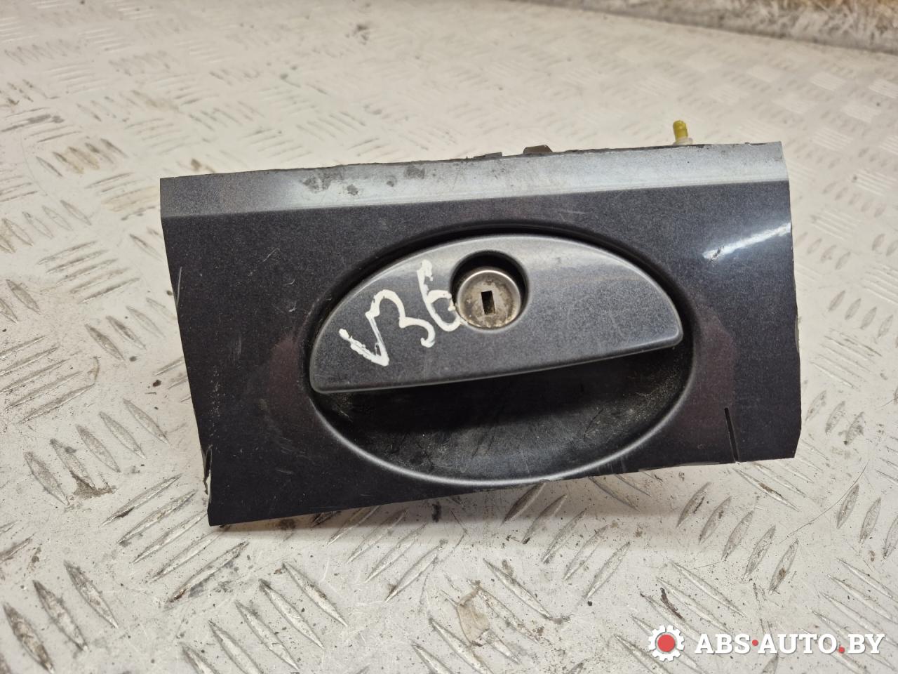 ручка открывания багажника Mercedes-Benz A W168 1 поколение (1997-2001) 2000, 1.7 л., OM 668.940, дизель, АКПП, хетчбэк 5 дв., передний привод, A1687400193 - фото №1