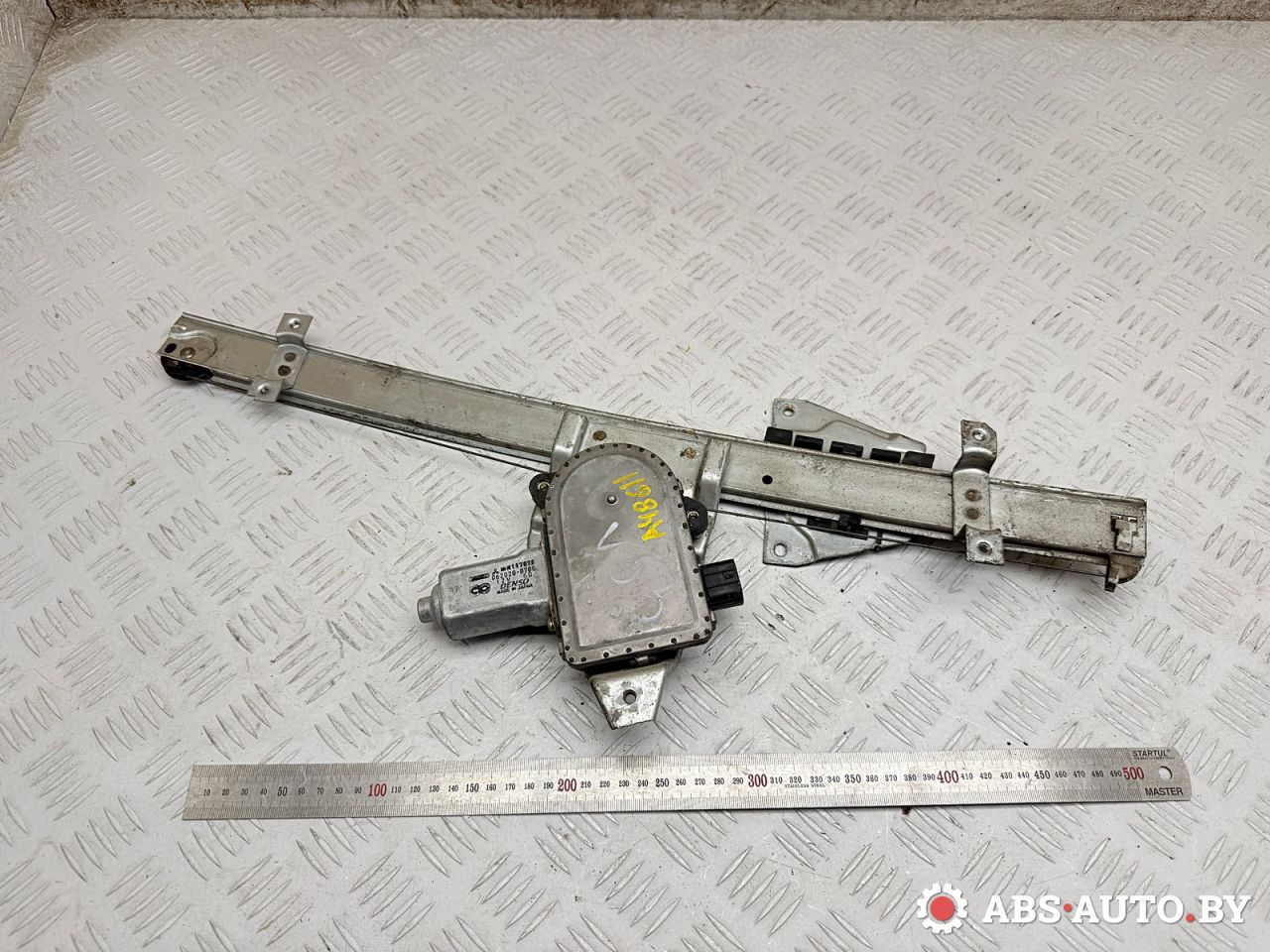 стеклоподъемник электрический передний правый Mitsubishi Pajero 3 поколение 2002, 3.2 л., дизель, МКПП, внедорожник 3 дв., полный привод, MN117078, 0620200700 - фото №1