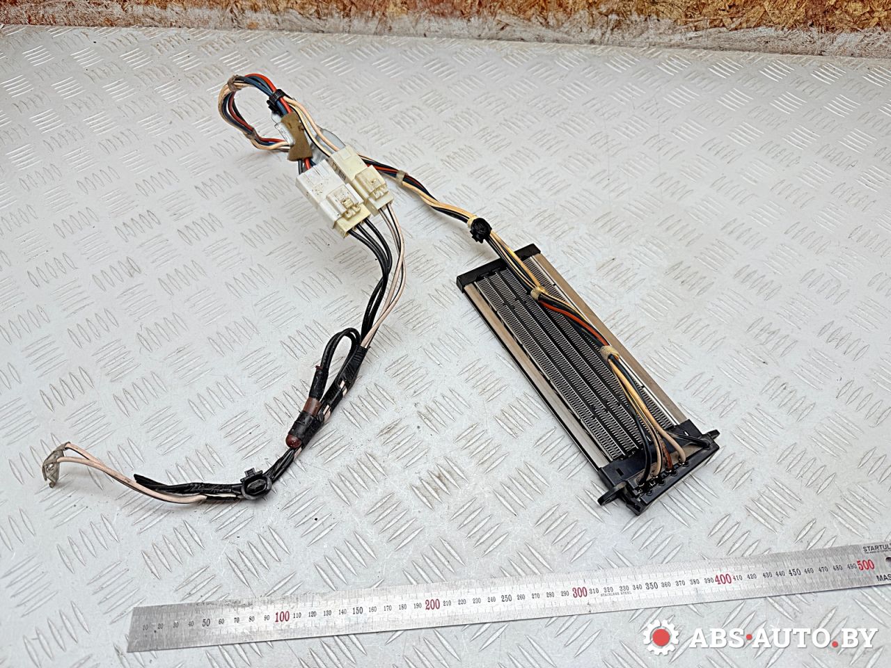 электрический радиатор отопителя (тэн) Toyota RAV4 3 поколение (XA30) 2007, 2.2 л., 2AD-FTV, дизель, МКПП, внедорожник 5 дв., 0134100251 - фото №1