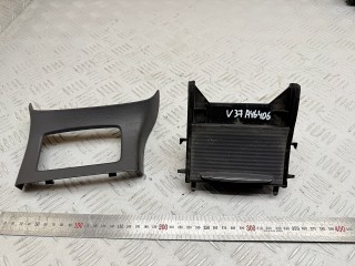 пепельница Mercedes-Benz A W168 1 поколение [рейстайлинг] (2001-2004) 2002, 1.7 л., OM 668.942, дизель, МКПП, хетчбэк 5 дв., A1688130002, A1686893508, A1688100930