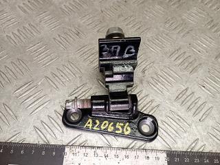 петля двери BMW 7 серия F01/F02 F01 2009, 4.4 л., бензин, АКПП, 7177588