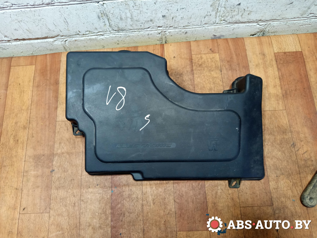 крышка блока предохранителей Citroen C5 1 поколение 2001, 2.0 л., дизель, АКПП, хетчбэк 5 дв., 9632753180 - фото №1