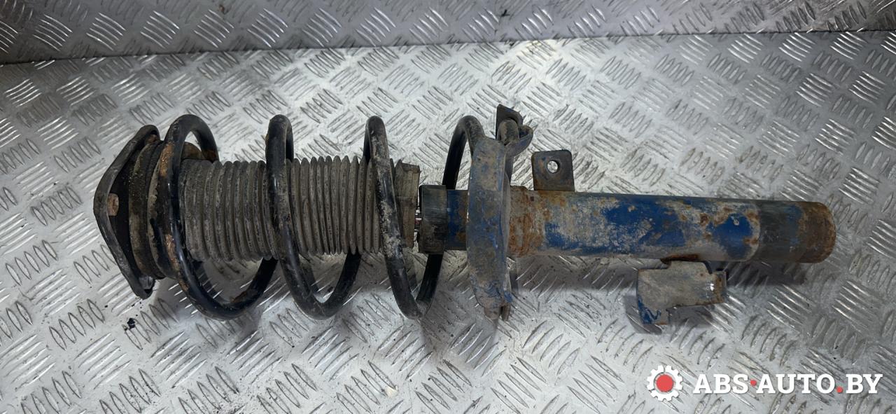 стойка передняя левая Volvo S40 2 поколение 2004, 2.4 л., B 5244 S4, бензин, АКПП, седан, 5266230007 - фото №1