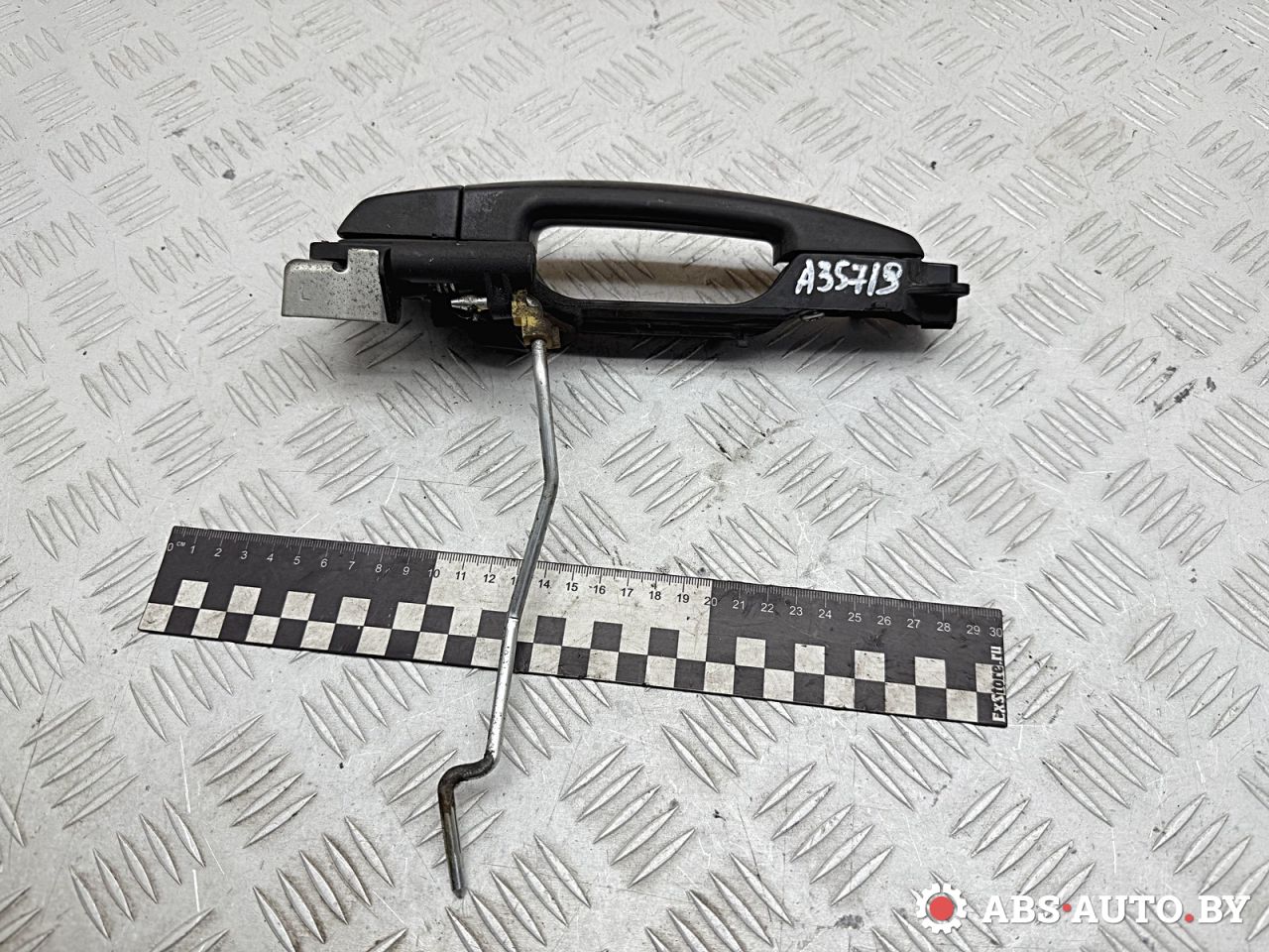 ручка наружная Suzuki Grand Vitara 2 поколение 2008, 1.6 л., M16A, бензин, МКПП, внедорожник 3 дв., 8281263J00ZJ3, 8282163J30, 8282163J20 - фото №1