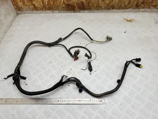 плюсовой провод аккумулятора Citroen C4 Picasso 1 поколение 2007, 2.0 л., RHJ (DW10BTED4), дизель, МКПП, передний привод, 5642LP