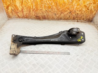 балка подвески передняя (подрамник) Toyota Corolla Verso 2 поколение AR10 2004, 2.0 л., 1CD-FTV, дизель, МКПП, минивэн, 5120405022