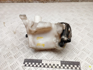 бачок омывателя Citroen C4 Picasso 1 поколение 2011, 1.6 л., 9HZ (DV6TED4), дизель, правый руль, 9632984980, 9634558980, 8200031805, 7700430078, 9681875180, 9681860980, 9681875580, 9659433880