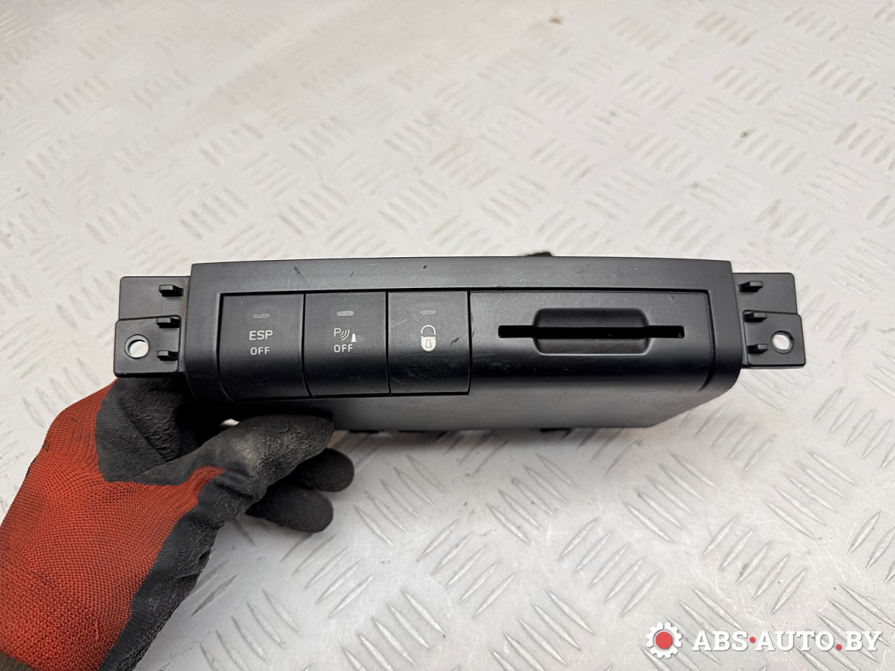 кнопка (выключатель) Peugeot 207 1 поколение 2006, 1.6 л., 9HZ (DV6TED4), дизель, МКПП, хетчбэк 5 дв., FR56713502, 9656992177 - фото №1