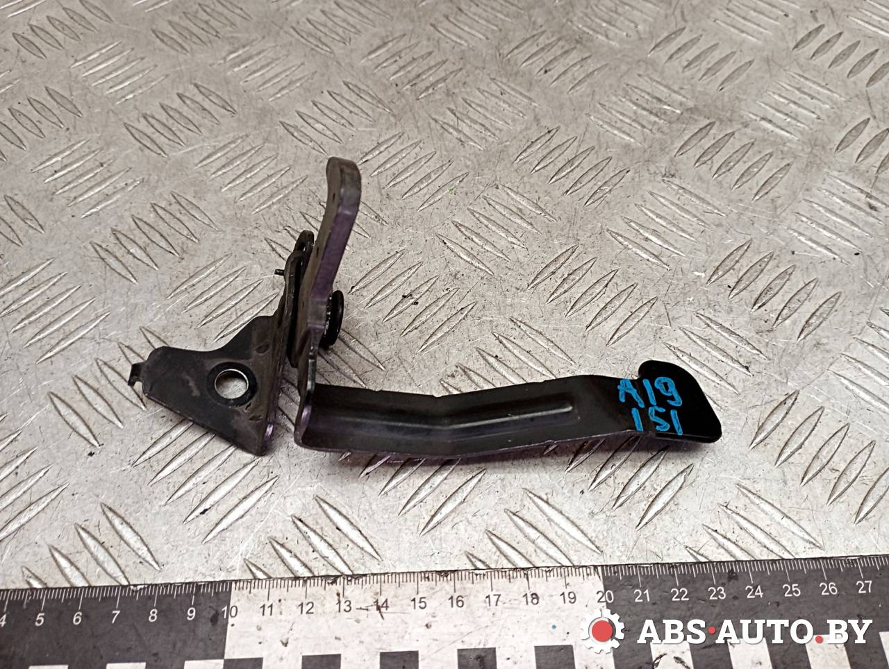 захватный крюк капота Toyota RAV4 3 поколение (XA30) 2008, 2.2 л., D-4D, 2AD-FTV, дизель, МКПП, внедорожник 5 дв., 5355042020 - фото №1