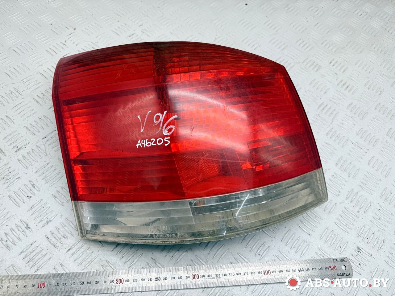 фонарь задний левый Opel Signum C 2004, 1.9 л., Z19DTH, дизель, МКПП, универсал, 13159861 - фото №1