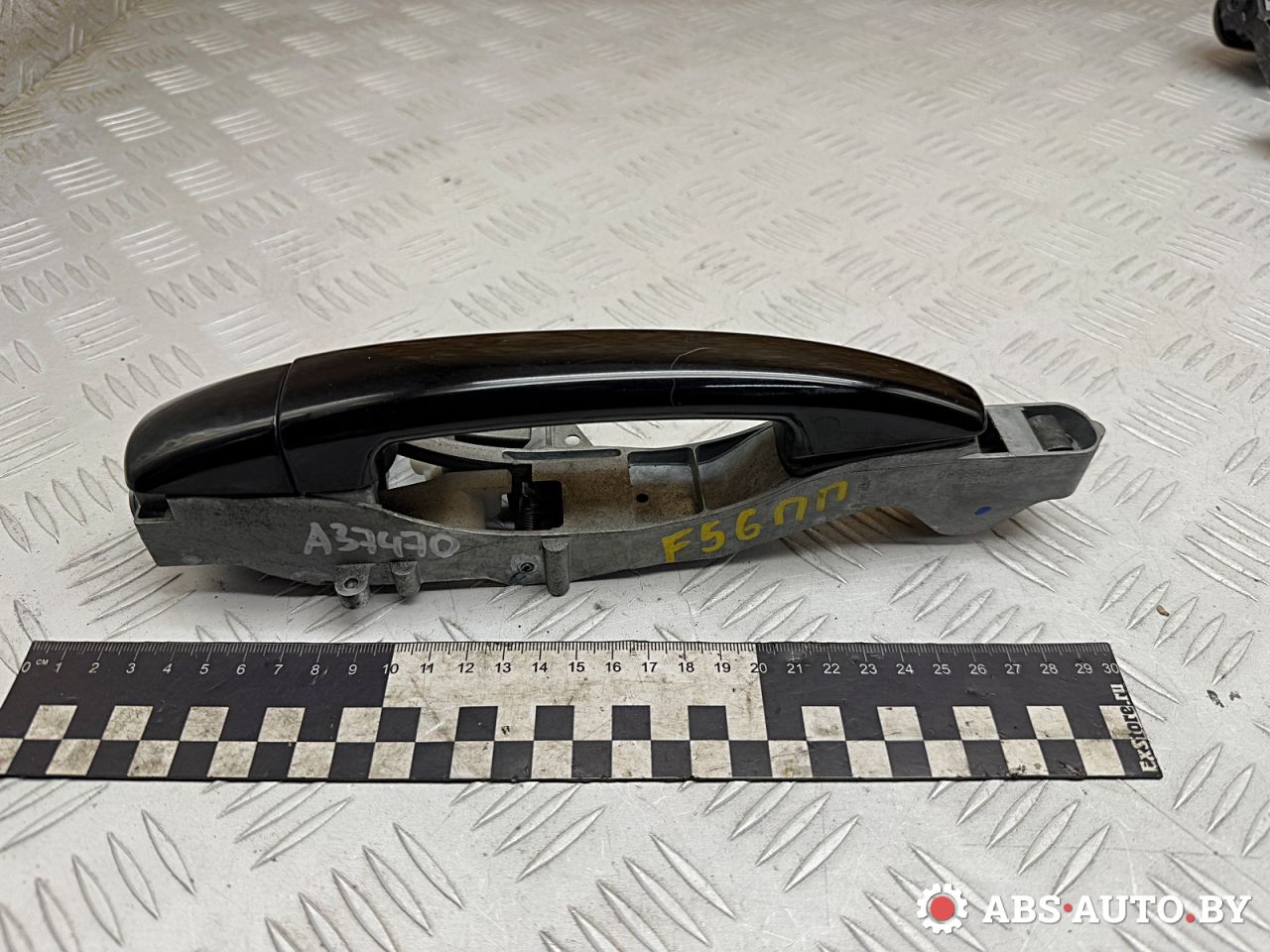 ручка наружная Citroen C5 2 поколение 2010, 2.0 л., RHR (DW10BTED4), дизель, МКПП, универсал, 9680168580 - фото №1