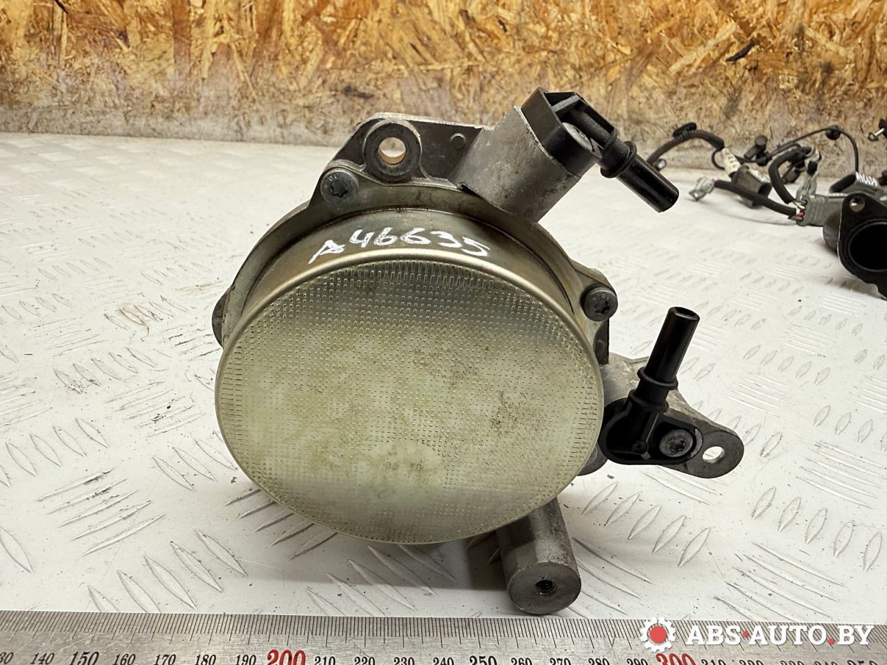 насос вакуумный Peugeot 3008 1 поколение 2011, 2.0 л., RHH (DW10CTED4), дизель, робот, 9673836180, 7021390500 - фото №1
